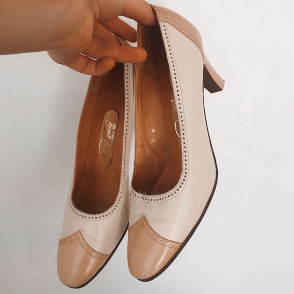 Vintage Shoes - Vintage Pappagallo wing top heels